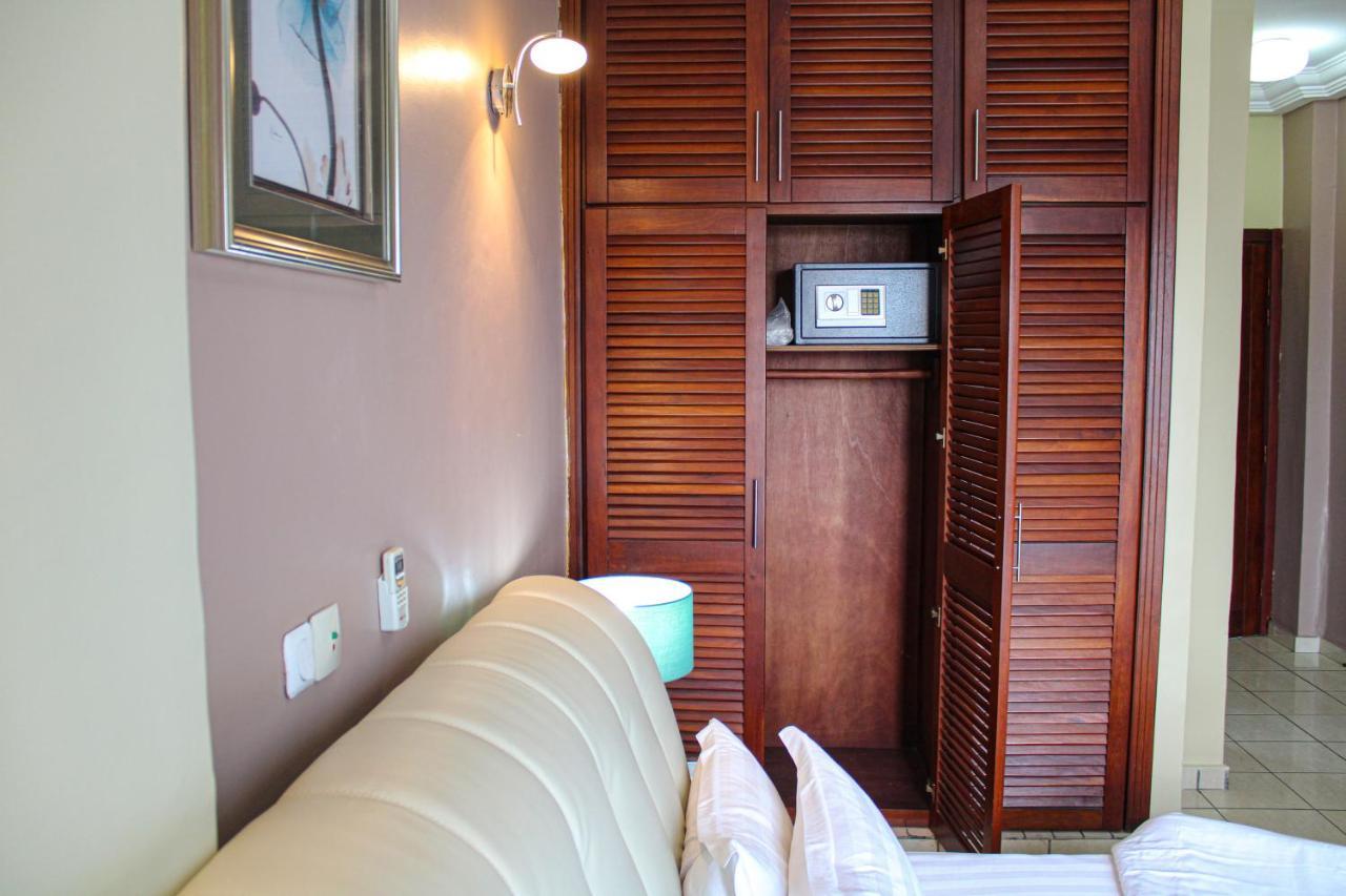 Residence Le Carat Bonapriso Douala Dış mekan fotoğraf
