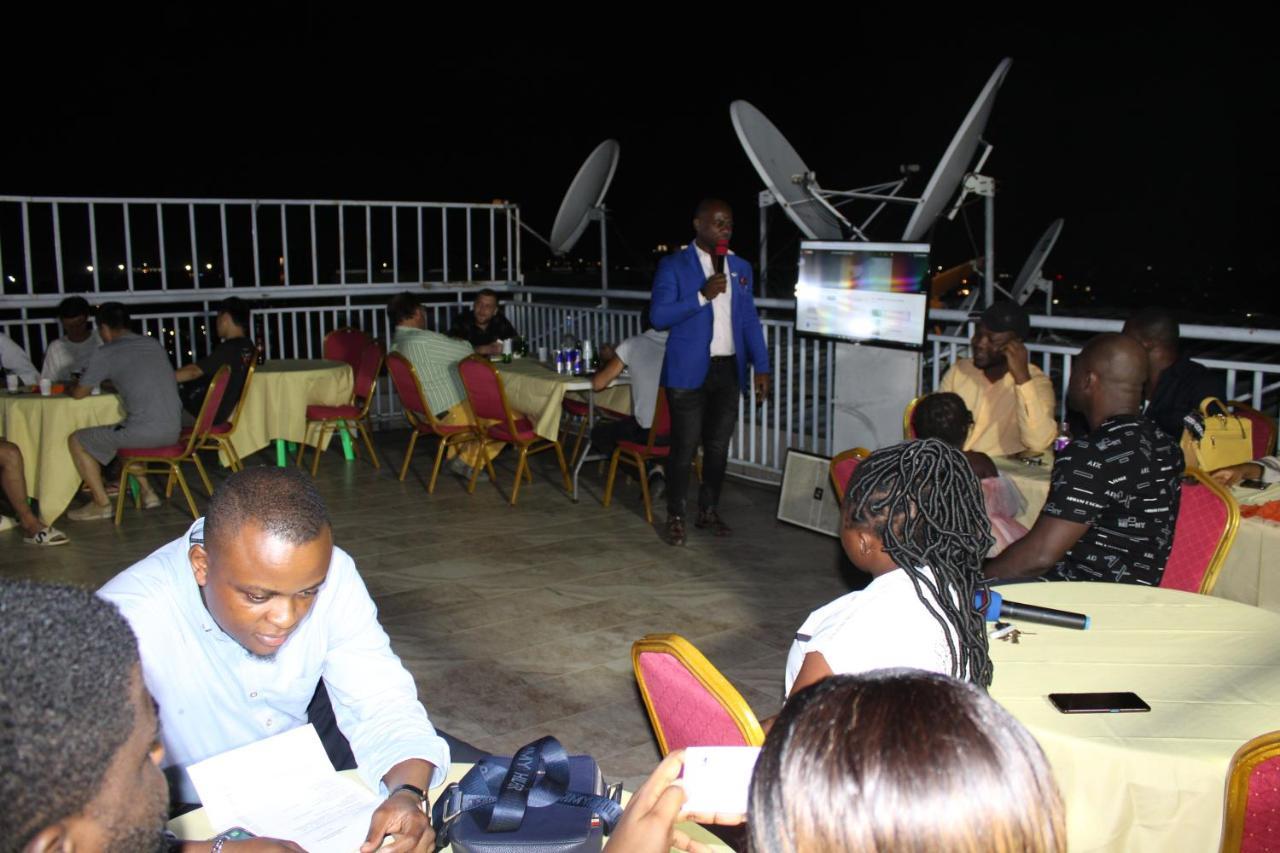 Residence Le Carat Bonapriso Douala Dış mekan fotoğraf