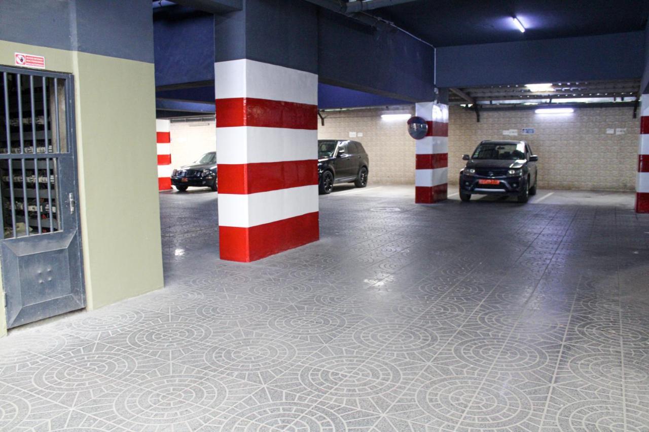Residence Le Carat Bonapriso Douala Dış mekan fotoğraf