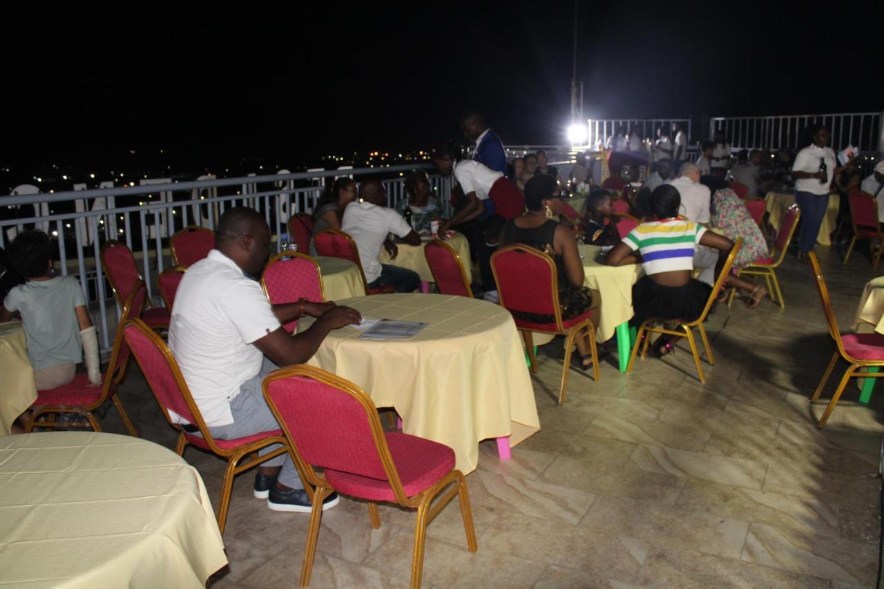 Residence Le Carat Bonapriso Douala Dış mekan fotoğraf
